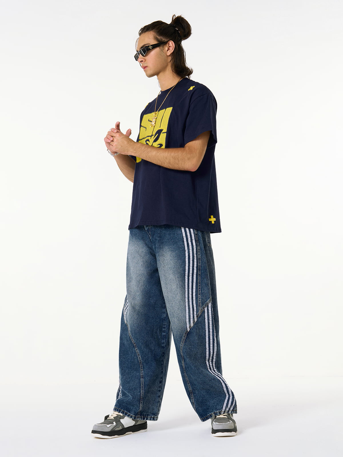 Contrast Side Stripe Denim Barrel Jeans - 2504