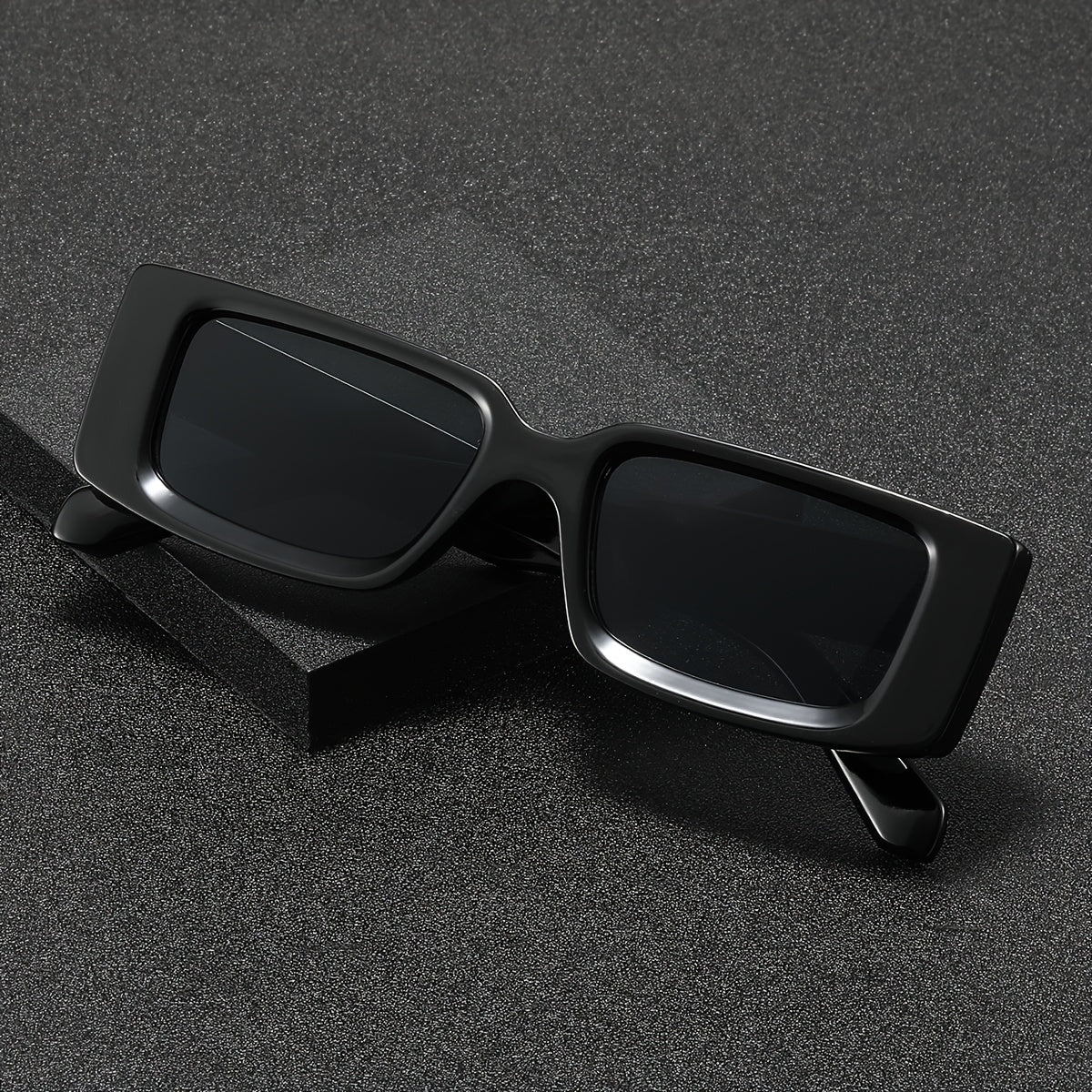 The Noir Shades