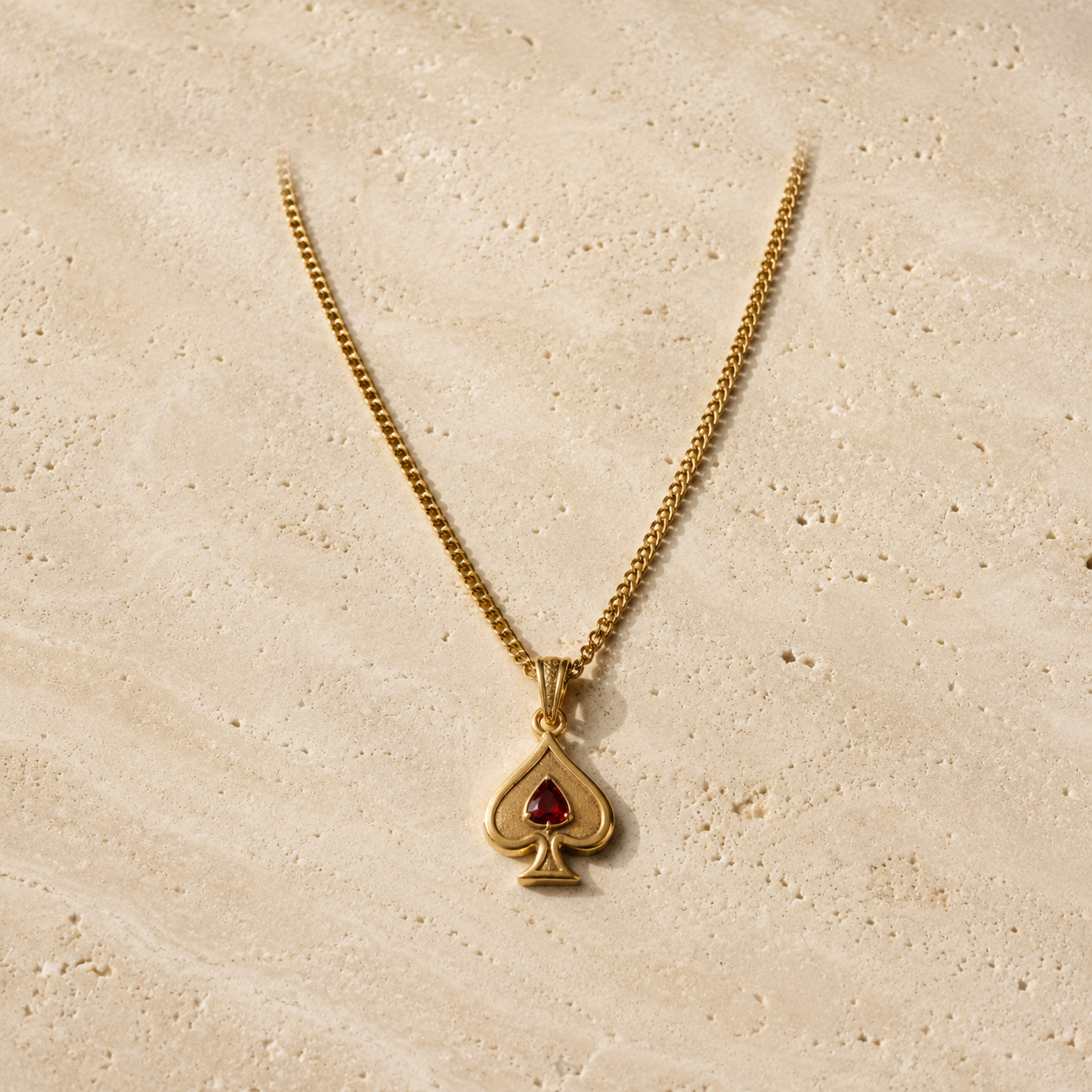 BUILT — Le Collier Pique